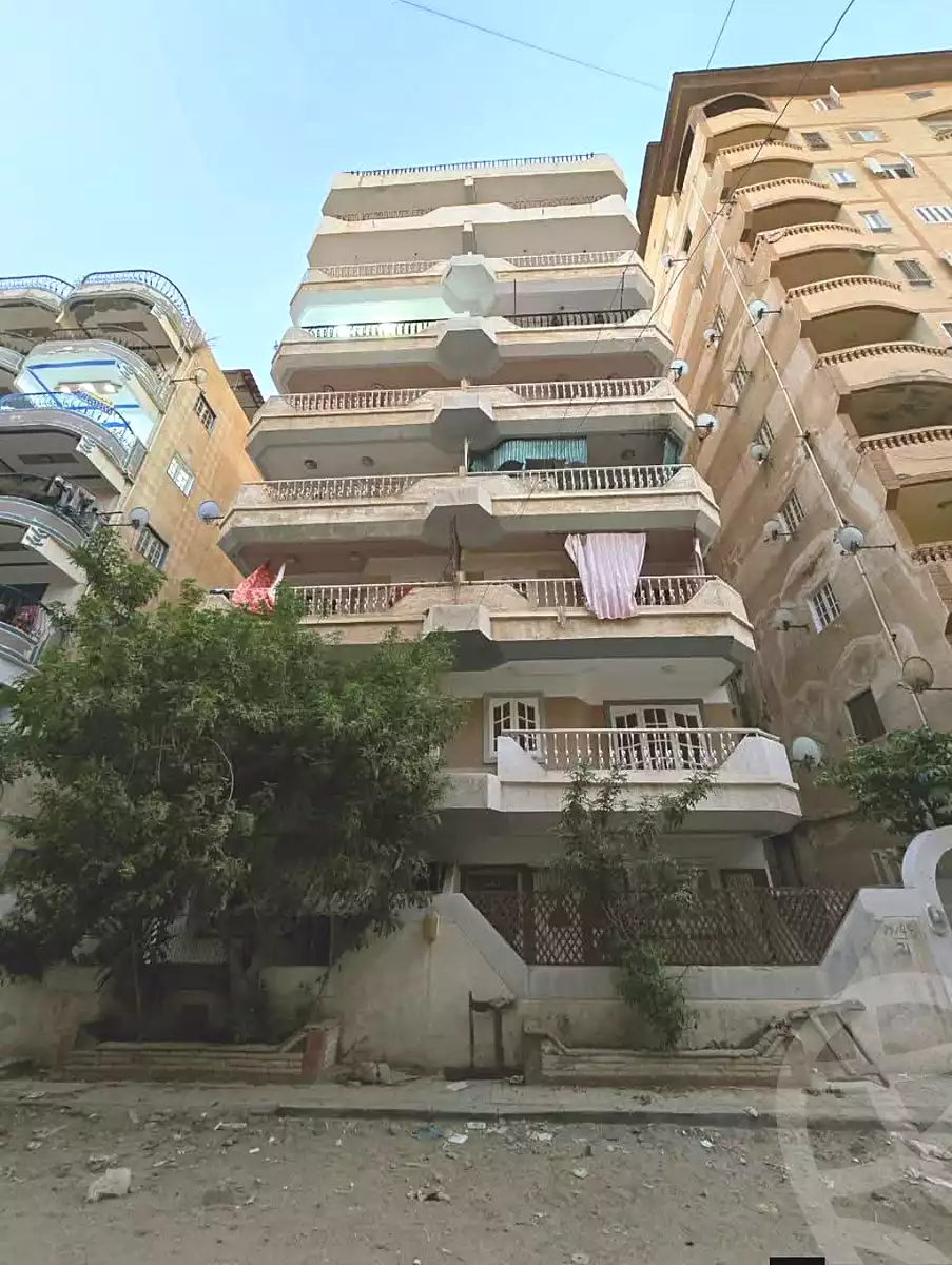 https://aqarmap.com.eg/ar/listing/7332355-for-sale-alexandria-al-agamy-shataa-el-nakheel