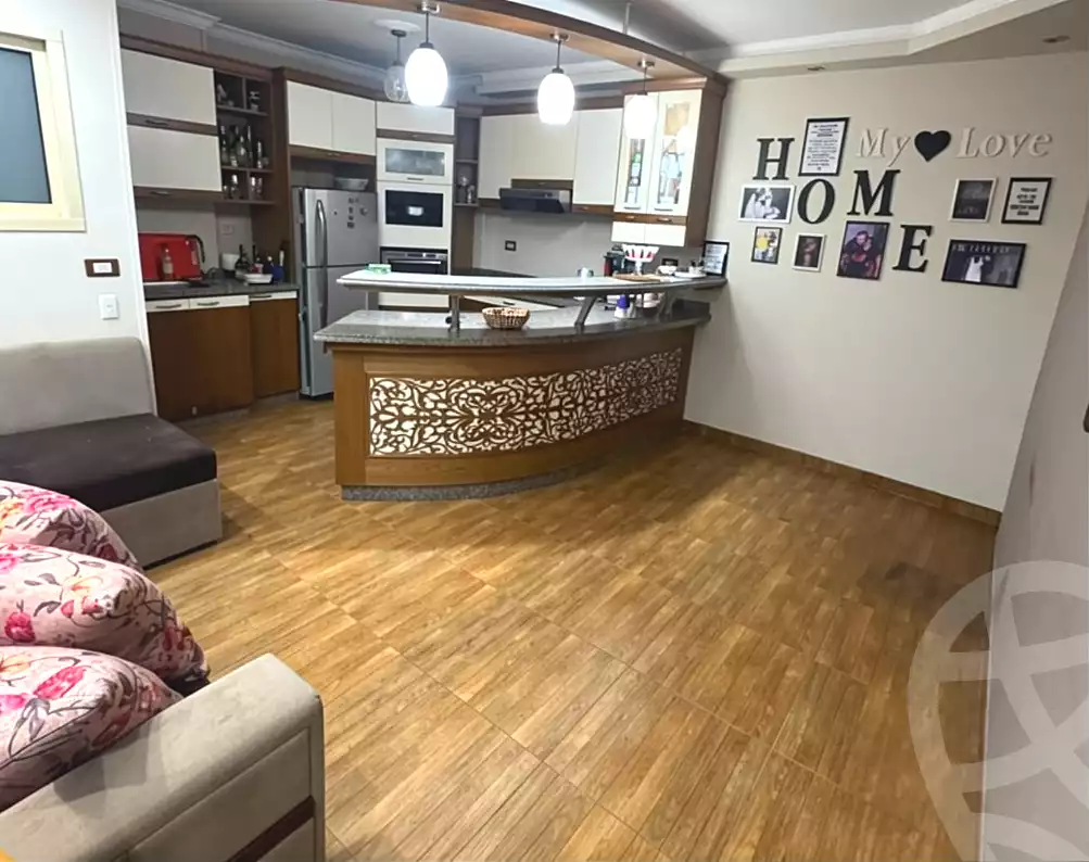 https://aqarmap.com.eg/ar/listing/7332580-for-sale-alexandria-moharram-bey