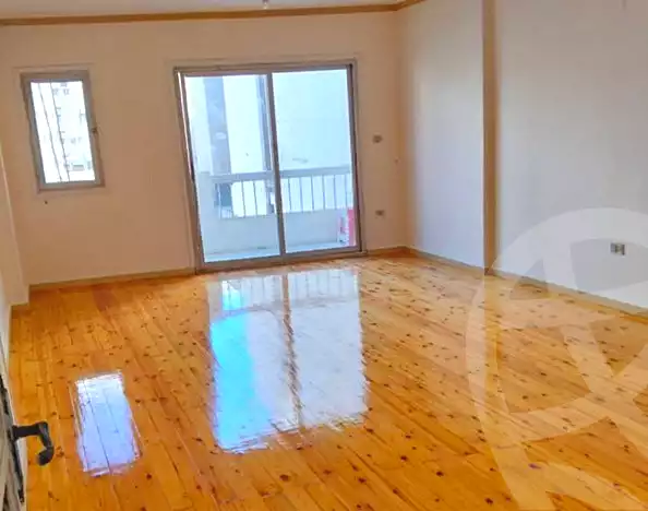 https://aqarmap.com.eg/en/listing/7332597-for-rent-alexandria-ganaklis