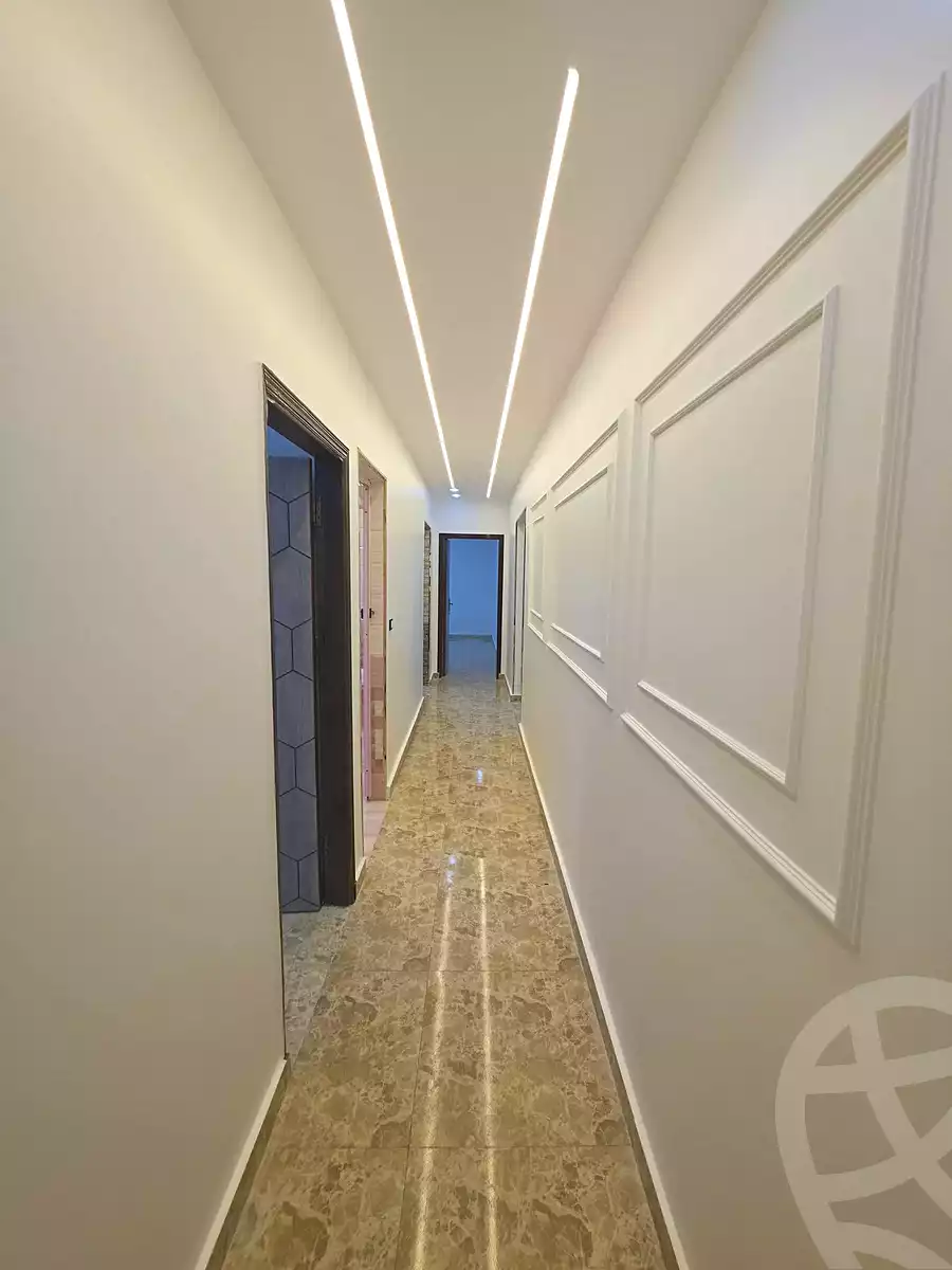 https://aqarmap.com.eg/ar/listing/7332608-for-sale-alexandria-sydy-bshr-sydy-bshr-bhry-shr-khld-bn-lwlyd