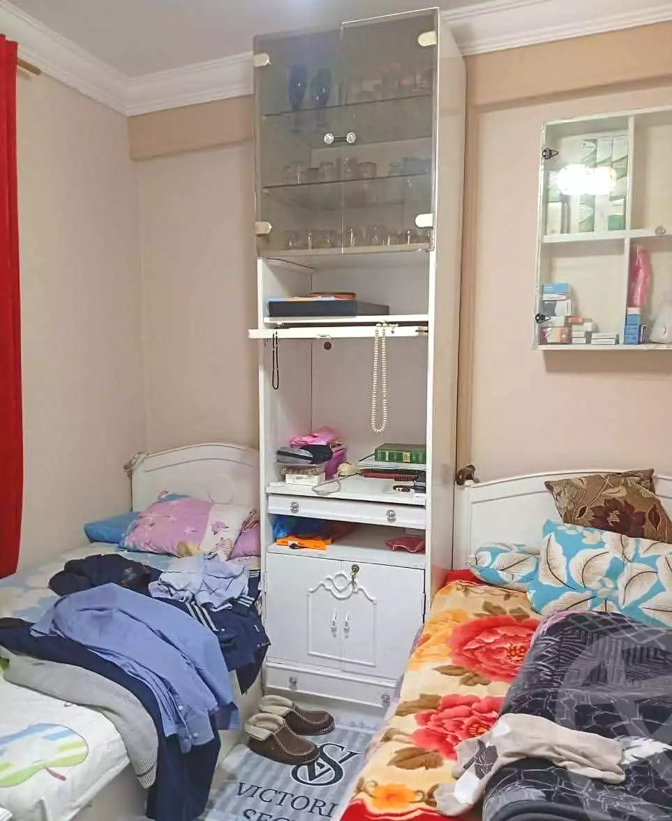 https://aqarmap.com.eg/ar/listing/7332667-for-sale-alexandria-sydy-bshr-shr-mlk-hfny