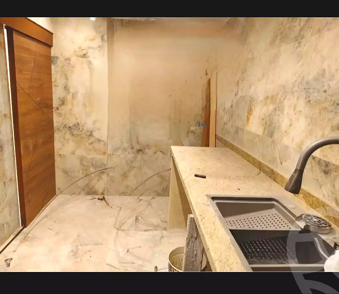 https://aqarmap.com.eg/en/listing/7332853-for-rent-alexandria-lsywf-gamila-city-compound