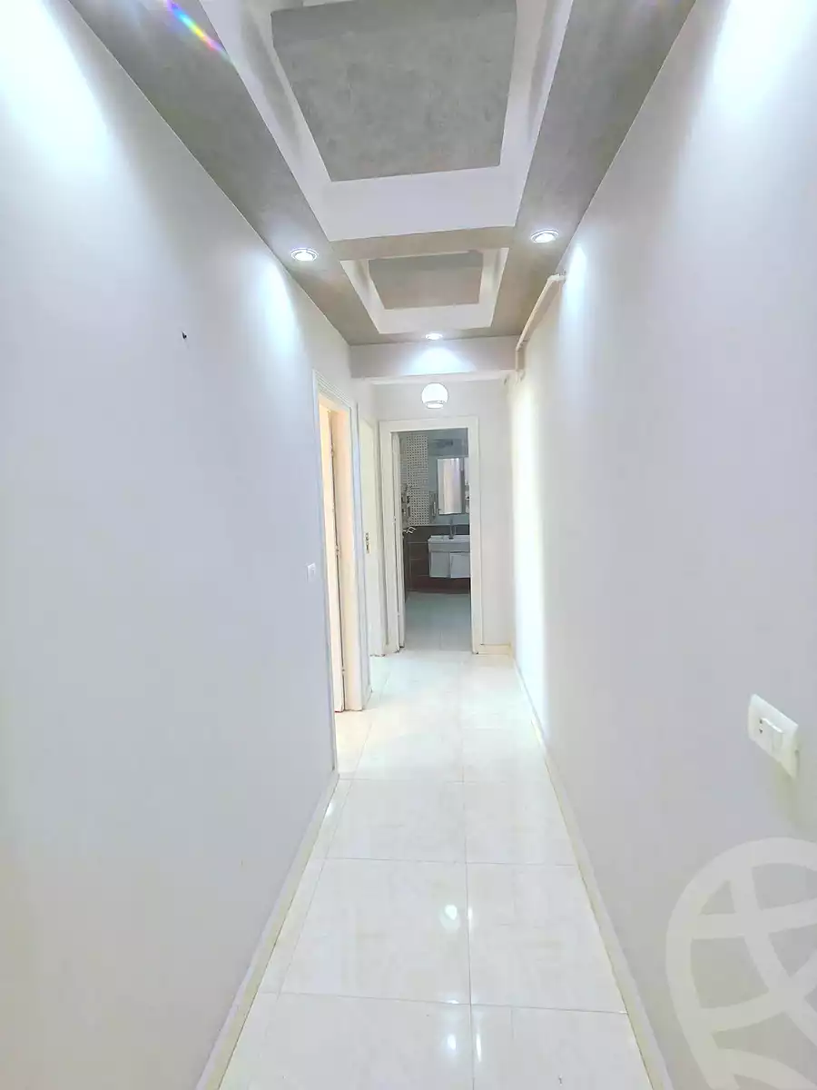 https://aqarmap.com.eg/ar/listing/7332907-for-sale-alexandria-sydy-bshr-sydy-bshr-bhry-shr-mhmwd-l-yswy