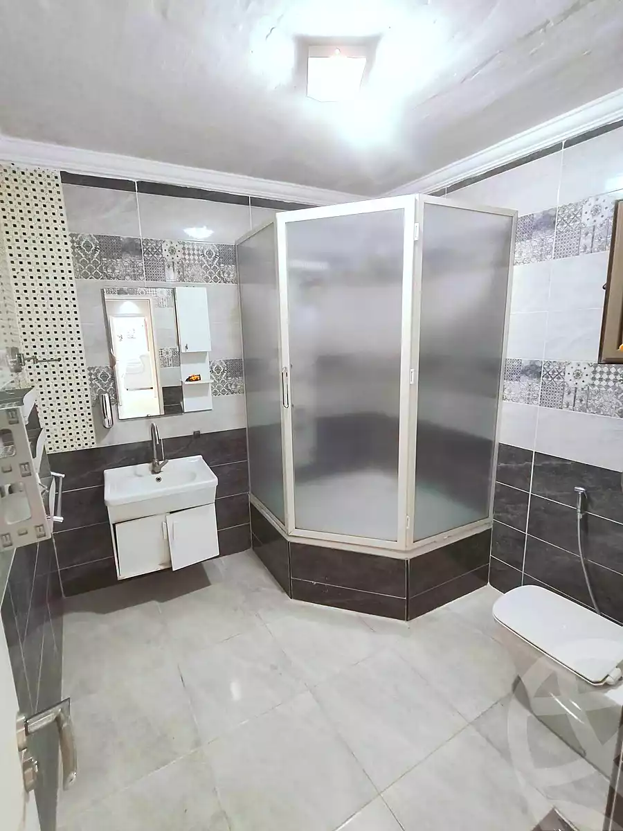 https://aqarmap.com.eg/ar/listing/7332907-for-sale-alexandria-sydy-bshr-sydy-bshr-bhry-shr-mhmwd-l-yswy