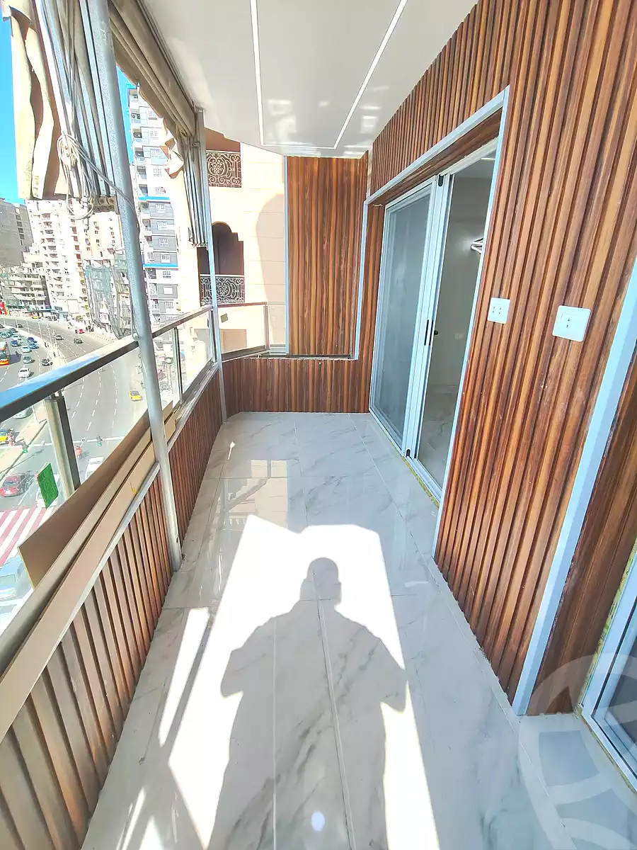 https://aqarmap.com.eg/ar/listing/7332912-for-sale-alexandria-sydy-bshr-sydy-bshr-bhry