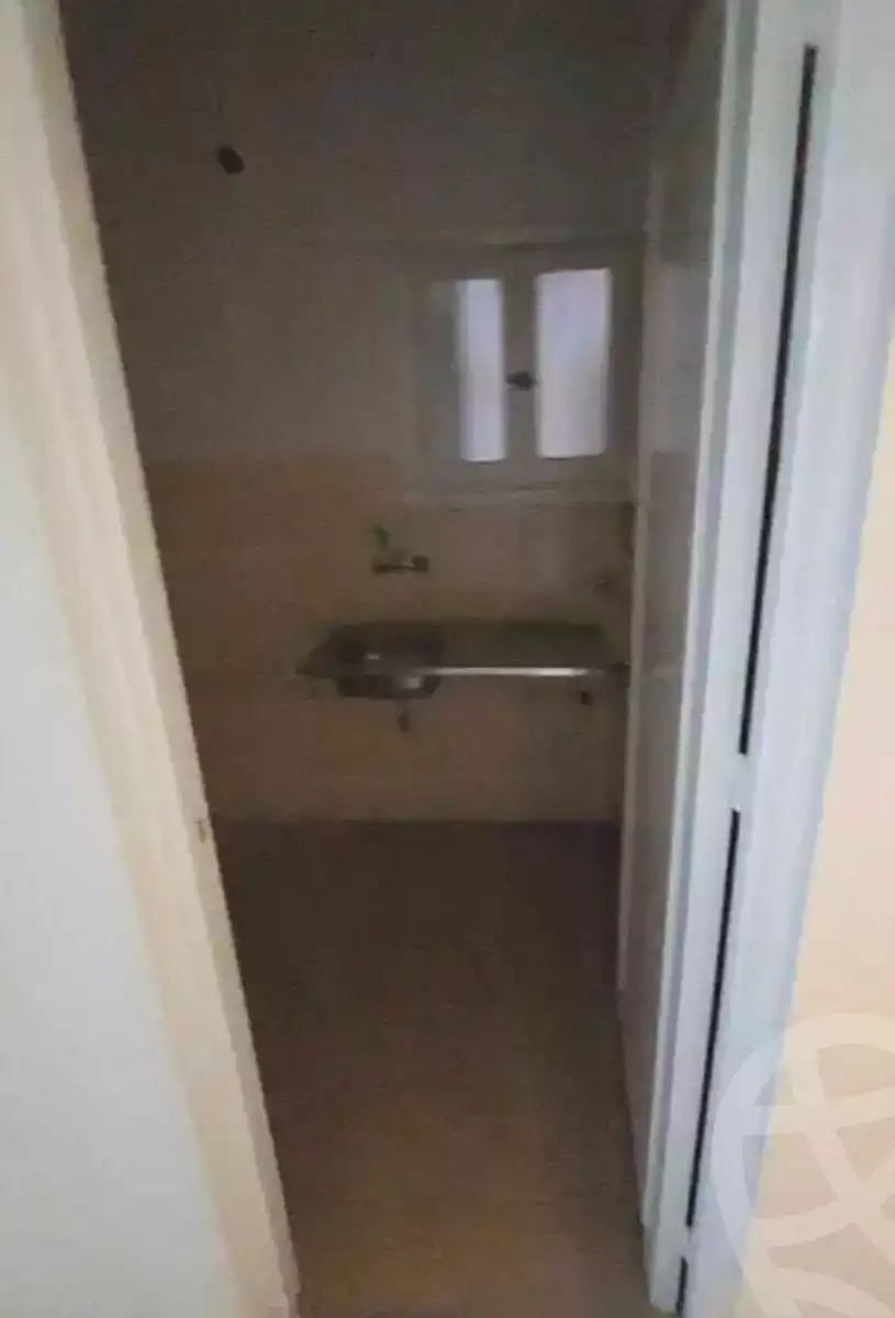 https://aqarmap.com.eg/ar/listing/7332926-for-rent-alexandria-lsywf