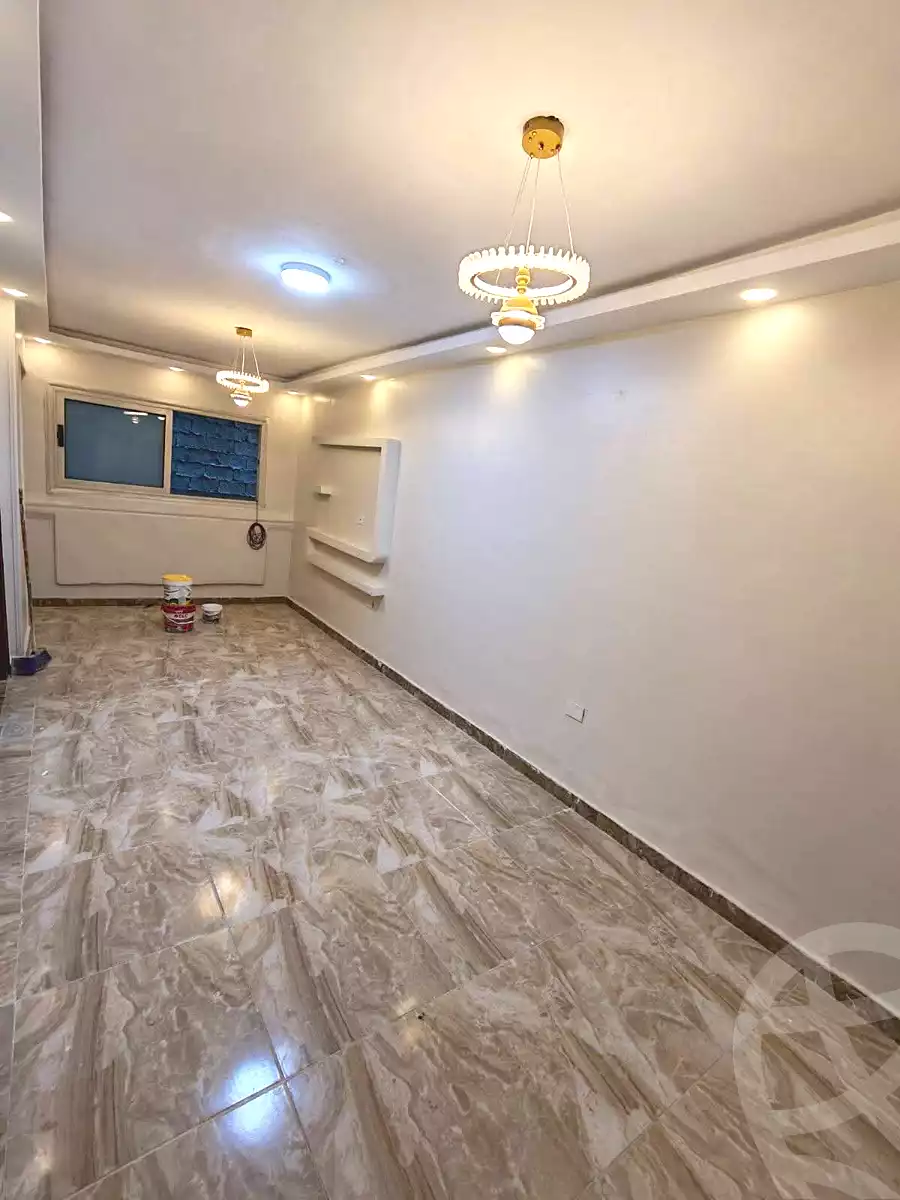 https://aqarmap.com.eg/en/listing/7333007-for-sale-alexandria-al-agamy-el-hanouvel-yathreb-st