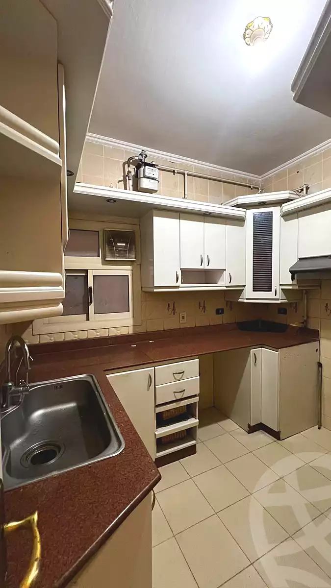 https://aqarmap.com.eg/ar/listing/7333560-for-sale-cairo-new-cairo-el-narges-el-narges-omarat-mohamed-sabry-abu-alam-st