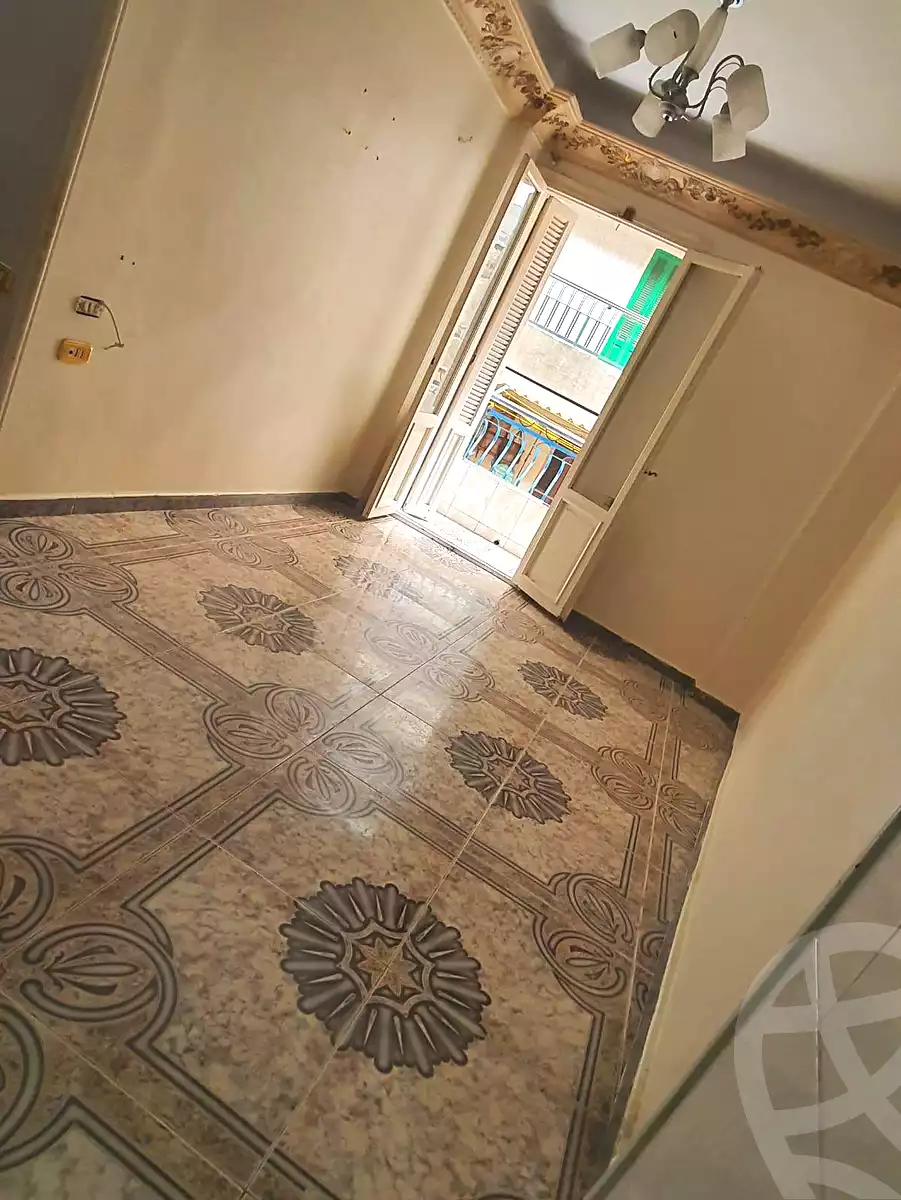 https://aqarmap.com.eg/ar/listing/7333598-for-sale-alexandria-moharram-bey-tryq-qn-lswys