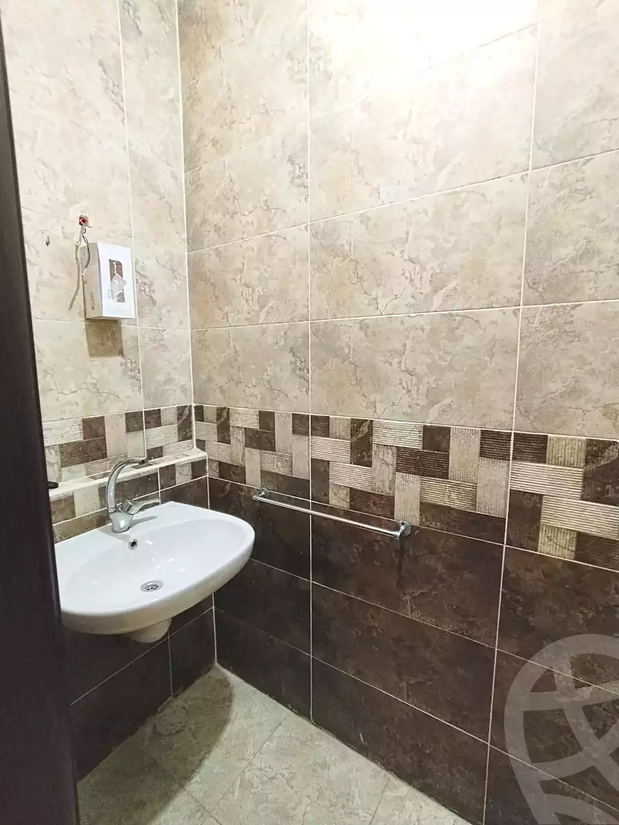https://aqarmap.com.eg/ar/listing/7333630-for-rent-cairo-new-cairo-el-ahyaa-fifth-neighborhood-akhnaton-st