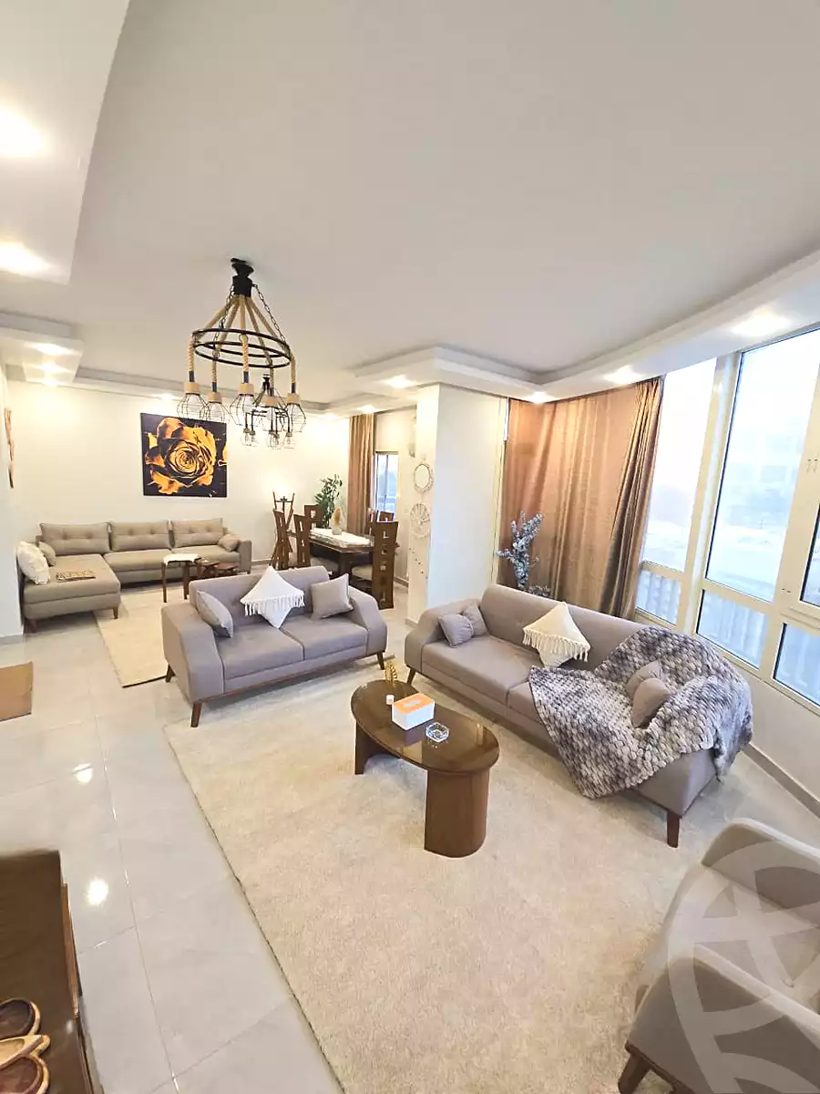 https://aqarmap.com.eg/en/listing/7333557-for-sale-cairo-el-sheikh-zayed-city-el-hay-elsabeaa-lhy-lsb