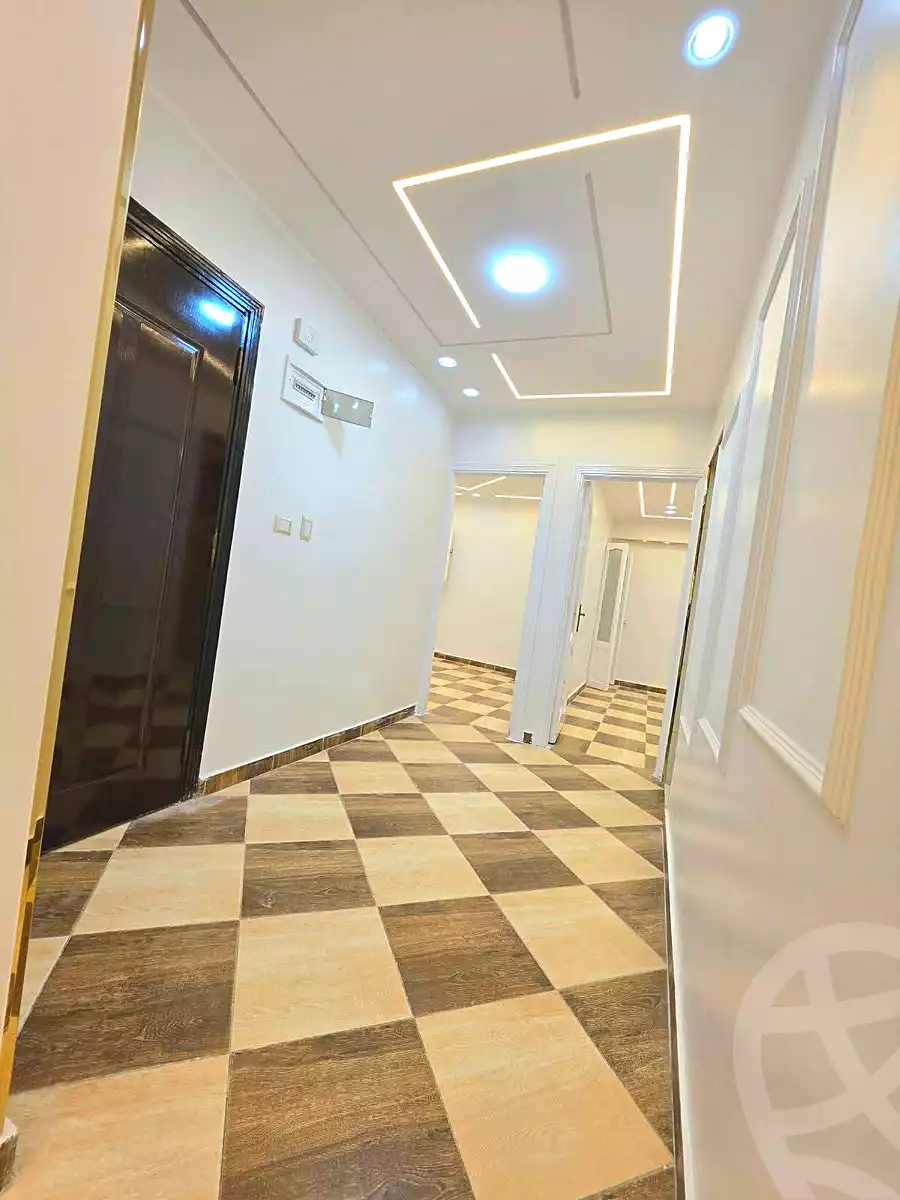 https://aqarmap.com.eg/ar/listing/7334005-for-sale-alexandria-sydy-bshr-sydy-bshr-bhry