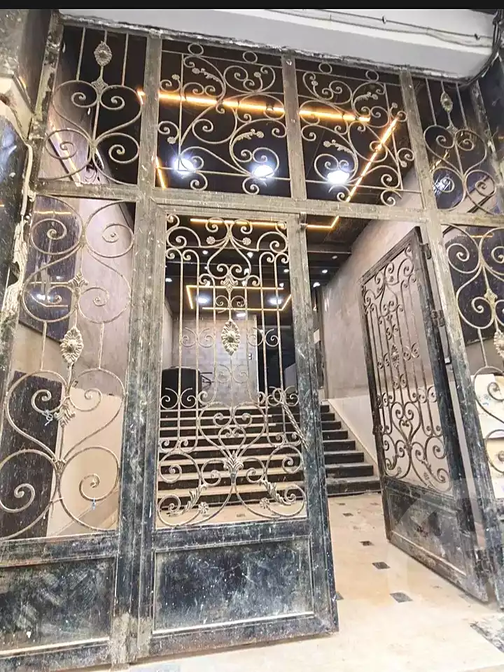 https://aqarmap.com.eg/en/listing/7334343-for-sale-alexandria-al-agamy-el-hanouvel-abo-el-shawareb-st