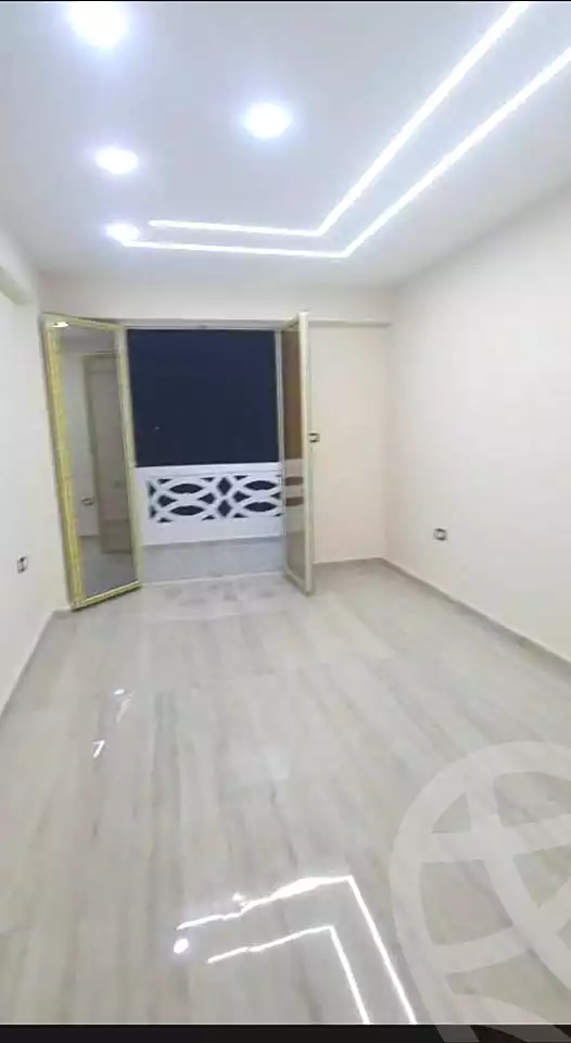 https://aqarmap.com.eg/ar/listing/7334359-for-sale-alexandria-el-asafra-shr-45