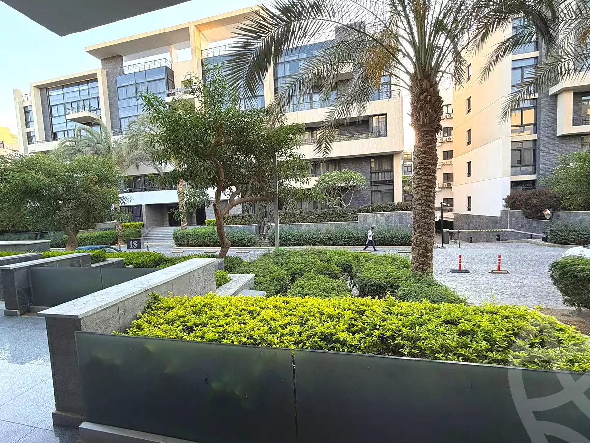 https://aqarmap.com.eg/en/listing/7334395-for-sale-cairo-new-cairo-compounds-the-view-waterway