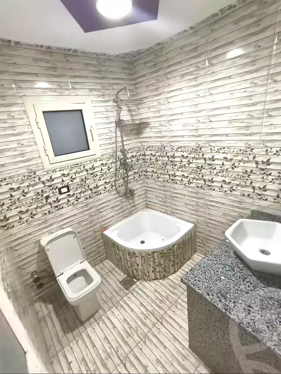 https://aqarmap.com.eg/en/listing/7334399-for-sale-alexandria-al-agamy-el-hanouvel-al-haded-we-al-soulb-st