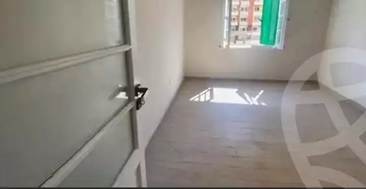 https://aqarmap.com.eg/ar/listing/7334445-for-rent-alexandria-zezenia