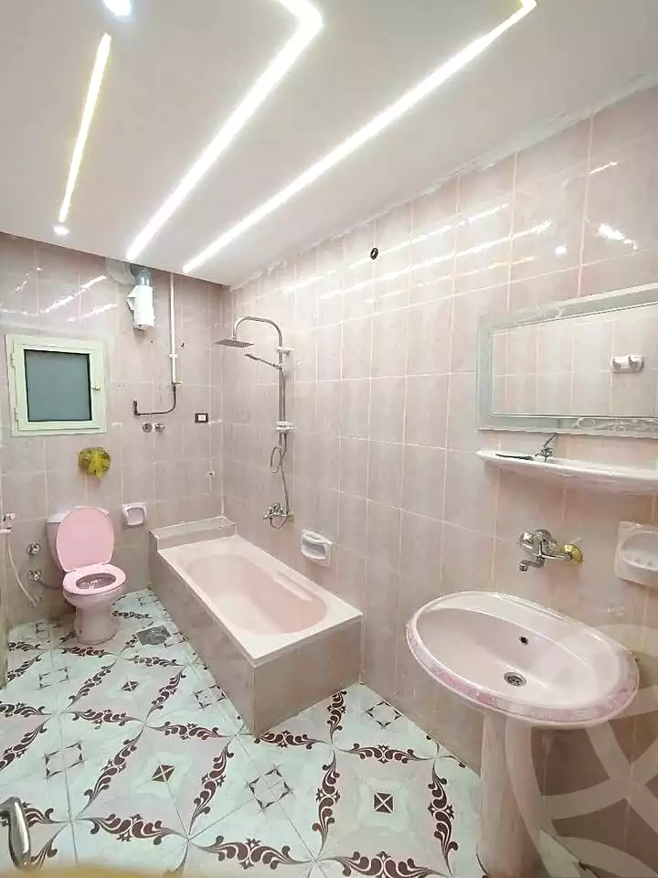 https://aqarmap.com.eg/en/listing/7334576-for-sale-alexandria-lsywf-el-falki