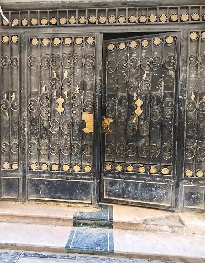 https://aqarmap.com.eg/en/listing/7334764-for-sale-alexandria-al-agamy-el-hanouvel-radwan-st