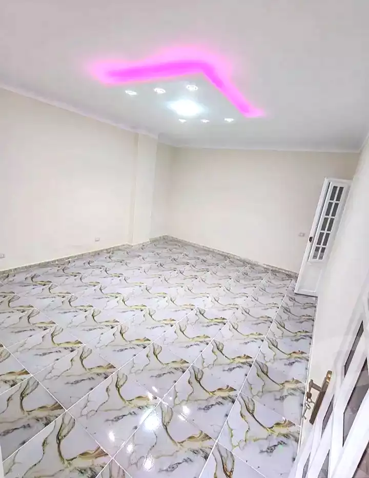 https://aqarmap.com.eg/en/listing/7334886-for-sale-alexandria-al-agamy-el-hanouvel