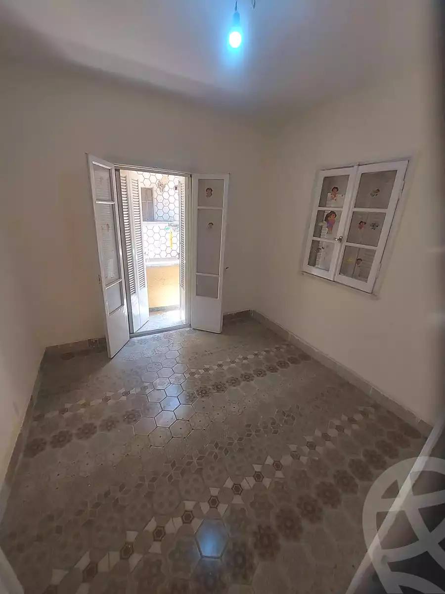 https://aqarmap.com.eg/en/listing/7334940-for-sale-cairo-helwan-helwan-el-sharkeya-ismael-kamel-st