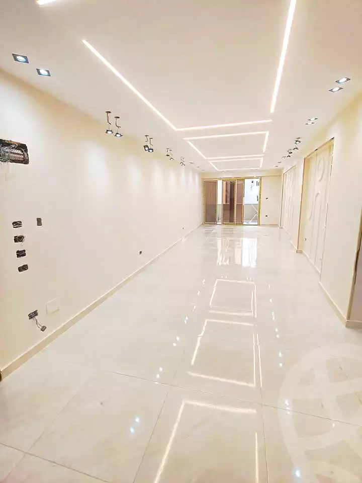 https://aqarmap.com.eg/ar/listing/7335188-for-sale-alexandria-sydy-bshr-sydy-bshr-bhry-gamal-abd-el-nasir-st