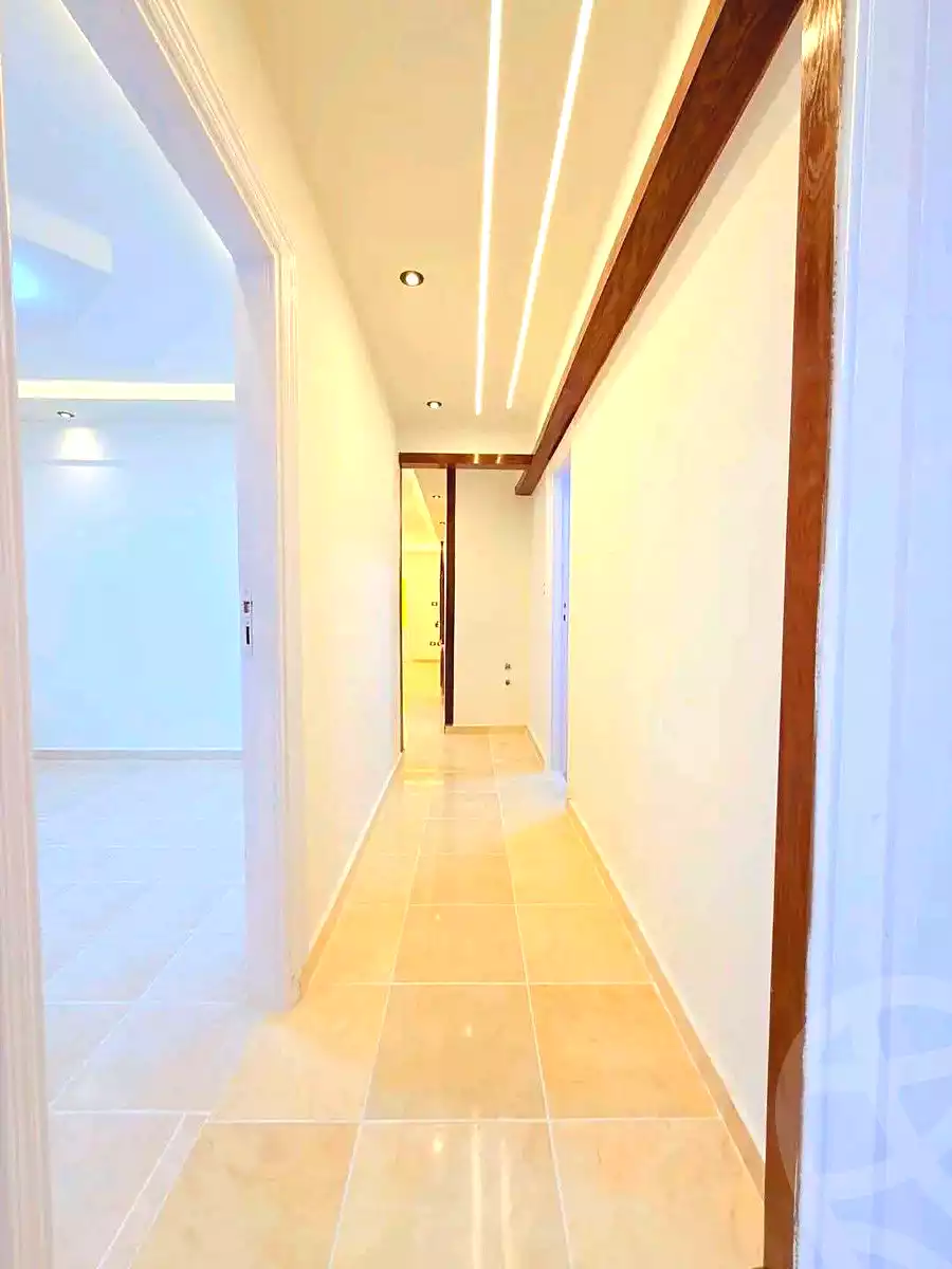 https://aqarmap.com.eg/ar/listing/7335184-for-sale-alexandria-al-agamy-shataa-el-nakheel