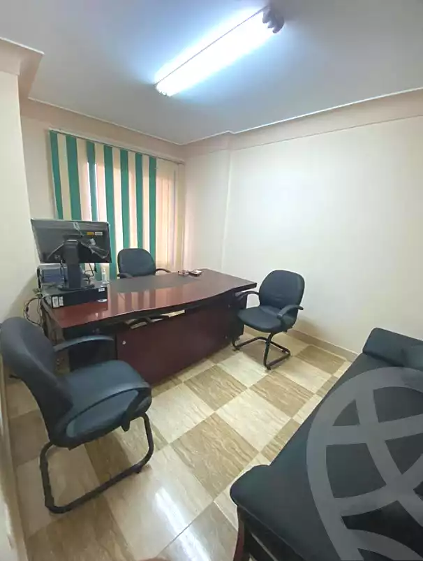 https://aqarmap.com.eg/ar/listing/7335295-for-rent-alexandria-moharram-bey-kanal-al-mahmoudeya-al-bahri-st