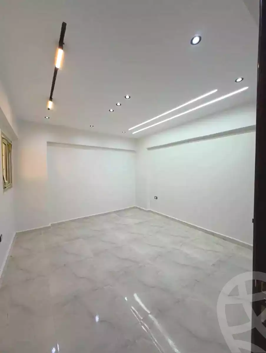https://aqarmap.com.eg/ar/listing/7335671-for-sale-alexandria-al-agamy-lbytsh-shahr-al-assal-st