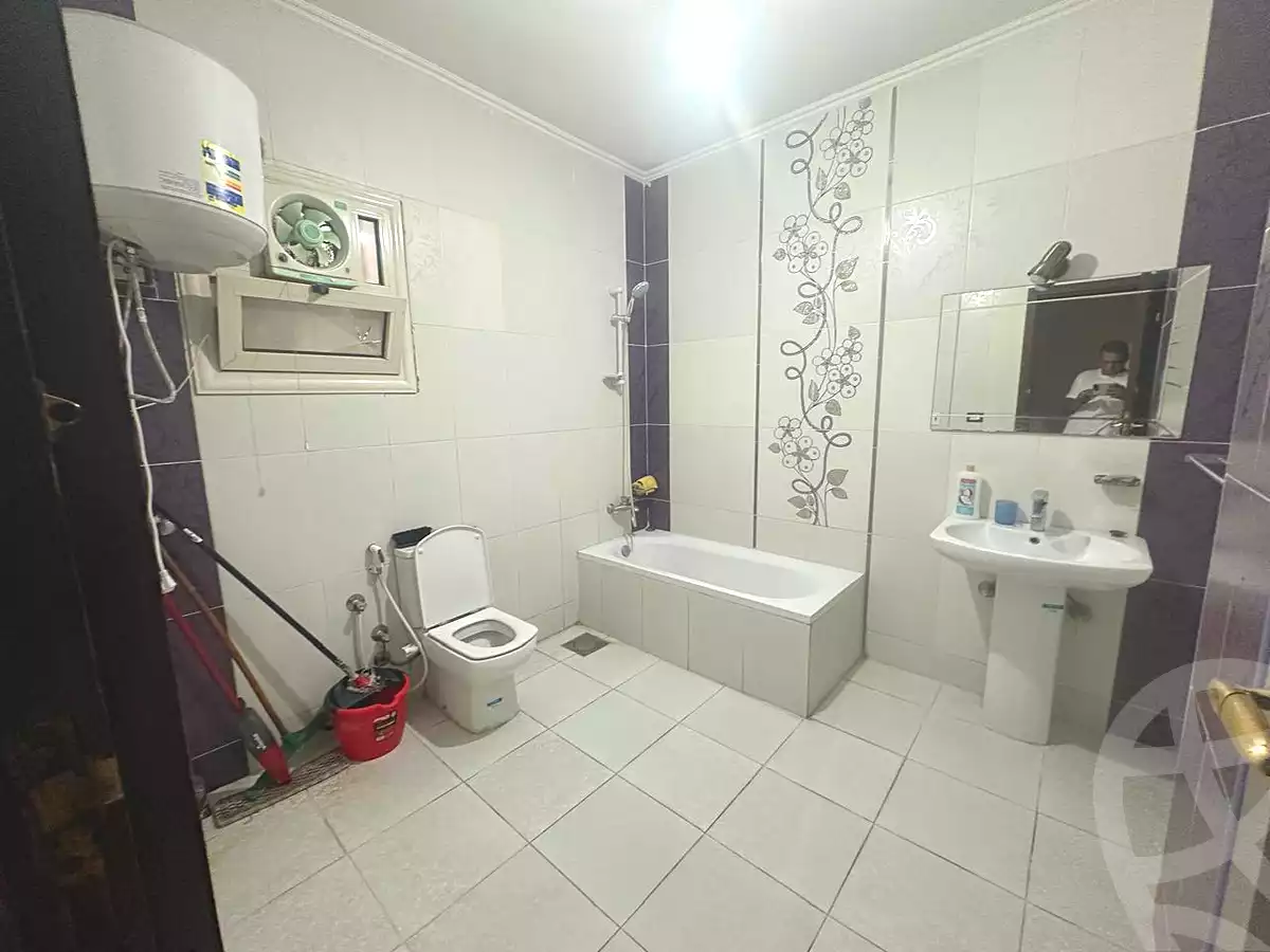 https://aqarmap.com.eg/en/listing/7335779-for-rent-cairo-new-cairo-el-ahyaa-fourth-neighborhood-street-6