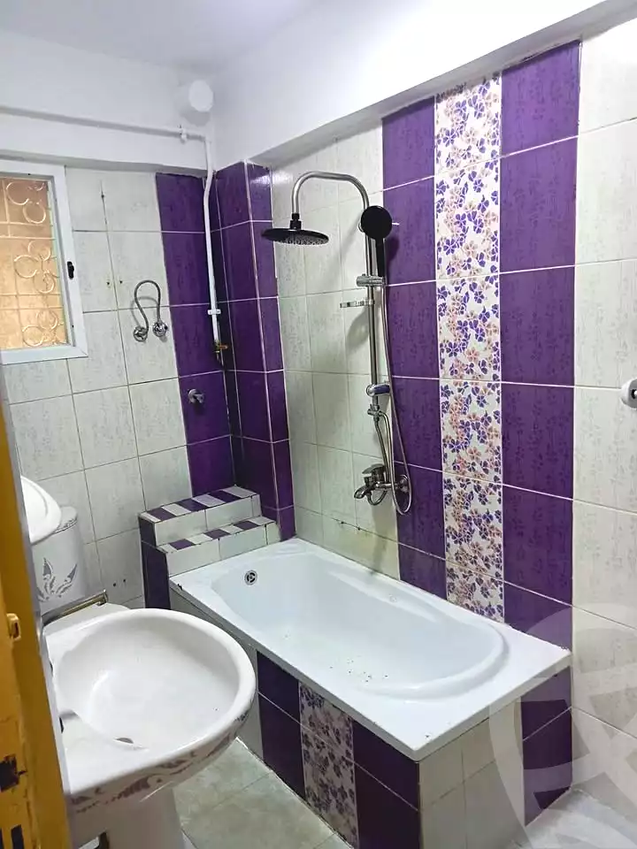 https://aqarmap.com.eg/ar/listing/7335782-for-sale-alexandria-al-agamy-lbytsh-abd-el-fattah-el-talkhawy
