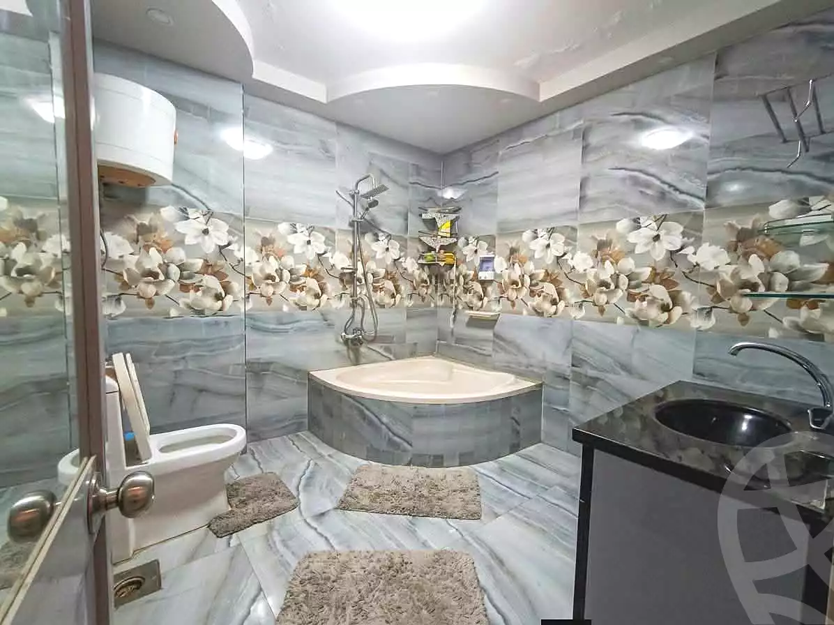 https://aqarmap.com.eg/ar/listing/7335939-for-sale-cairo-ain-shams-alf-maskn-ismail-el-fangari-st