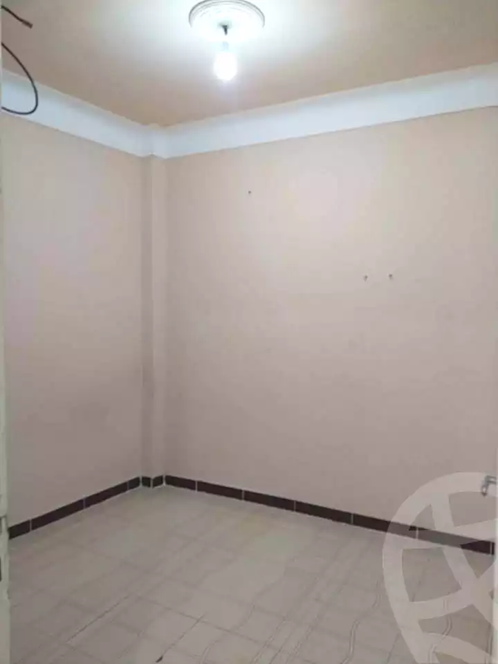 https://aqarmap.com.eg/ar/listing/7336023-for-sale-alexandria-sydy-bshr-sydy-bshr-bhry-gamal-abd-el-nasir-st