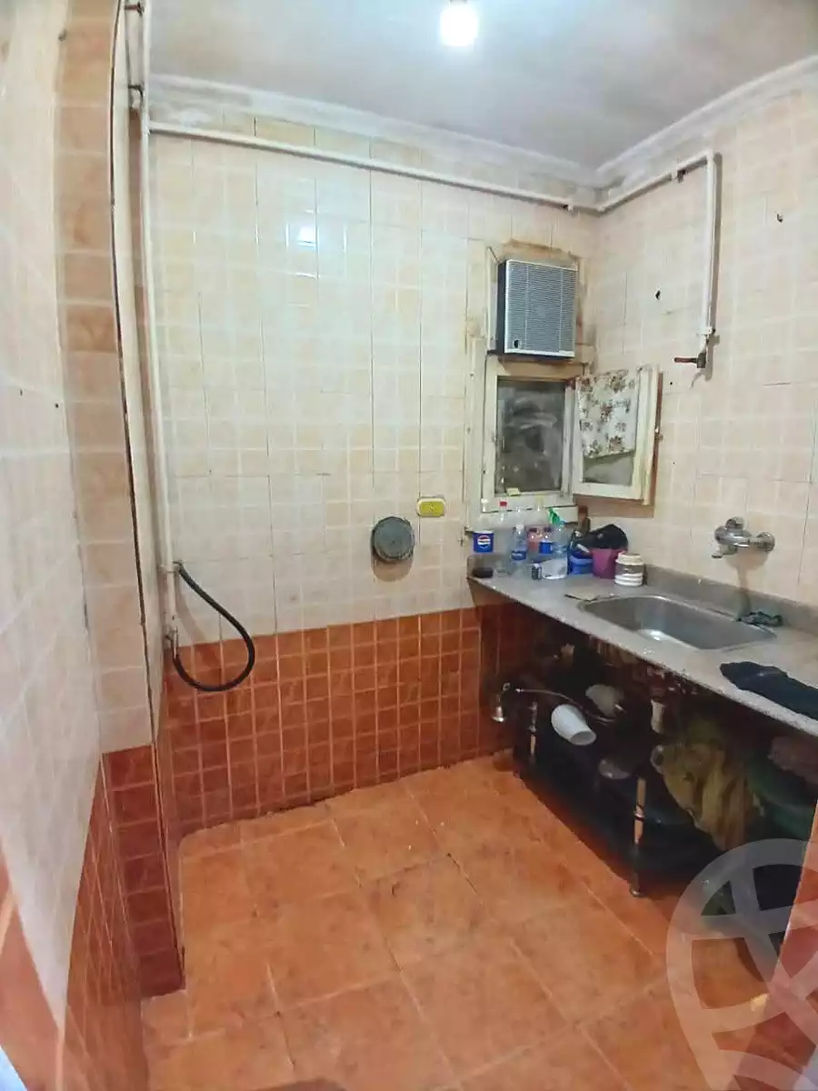 https://aqarmap.com.eg/ar/listing/7336240-for-sale-alexandria-sydy-bshr-sydy-bshr-bhry-gamal-abd-el-nasir-st