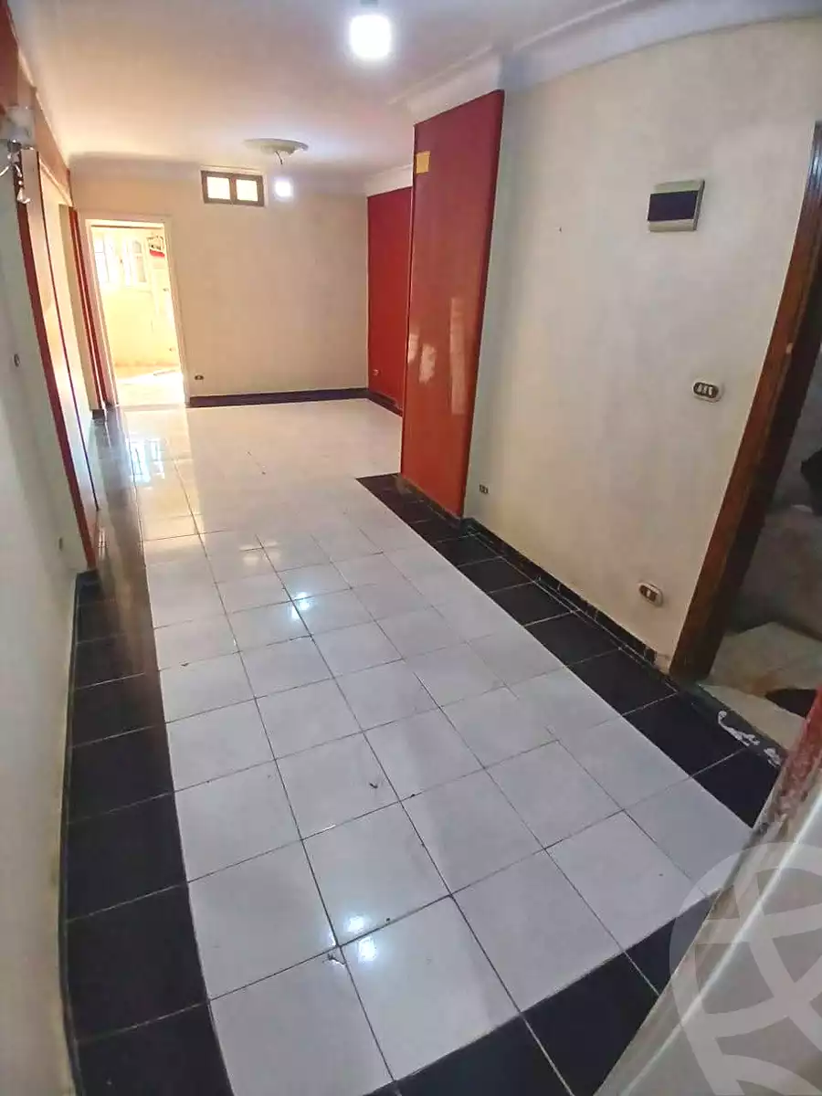 https://aqarmap.com.eg/ar/listing/7336240-for-sale-alexandria-sydy-bshr-sydy-bshr-bhry-gamal-abd-el-nasir-st