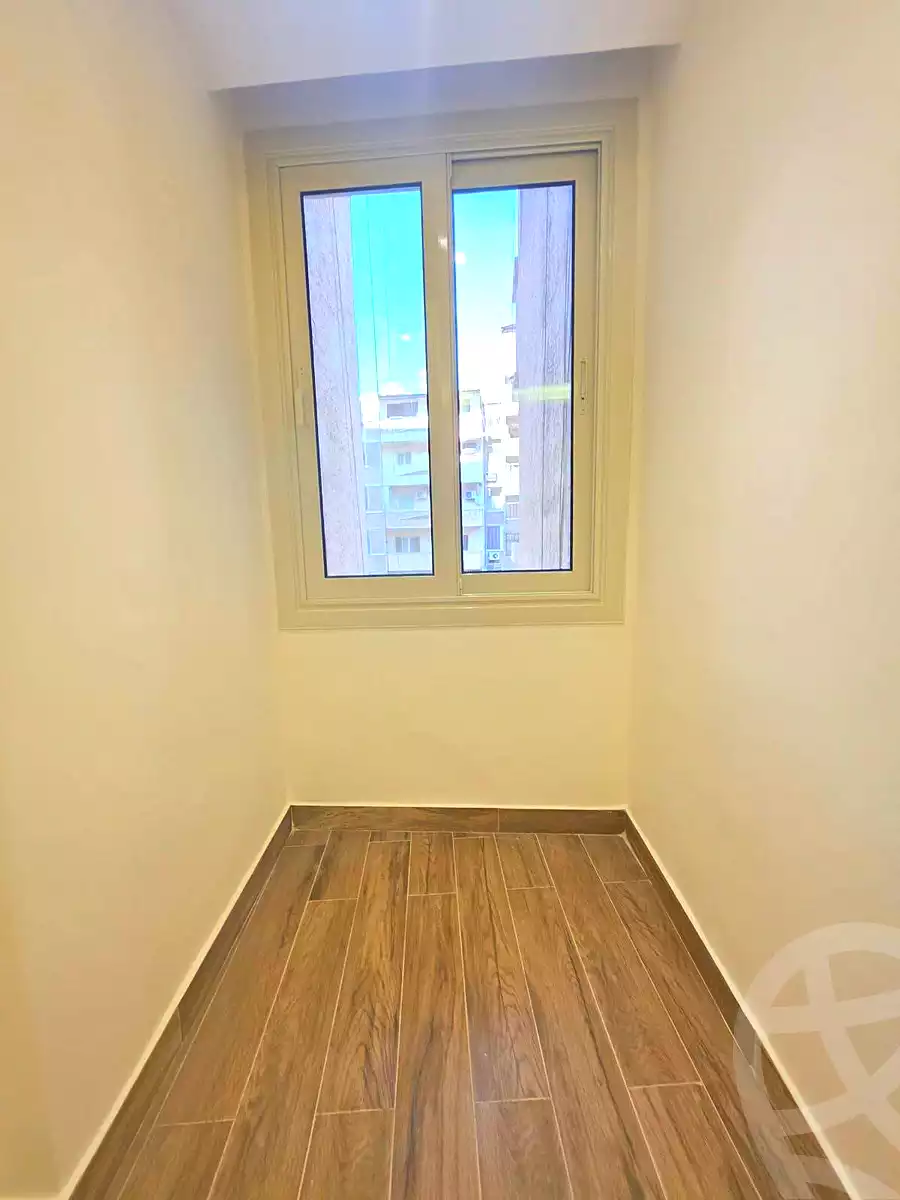 https://aqarmap.com.eg/ar/listing/7336449-for-sale-alexandria-miami-iskandar-ibrahim-st
