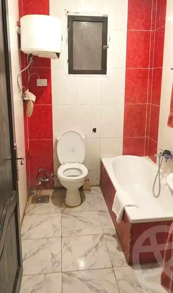 https://aqarmap.com.eg/ar/listing/7336443-for-sale-alexandria-el-asafra-shr-45