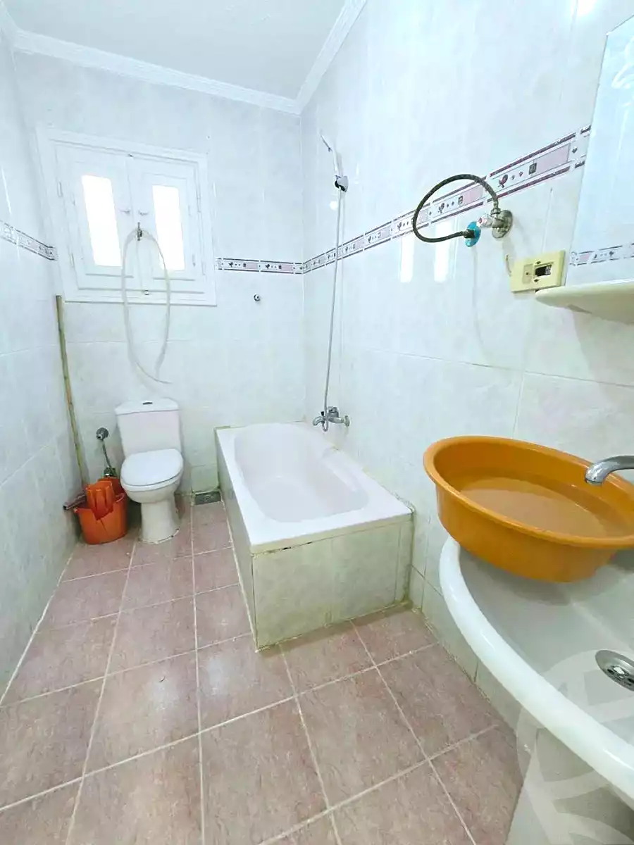 https://aqarmap.com.eg/ar/listing/7336533-for-sale-alexandria-al-agamy-shataa-el-nakheel