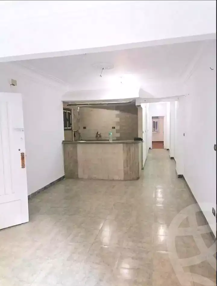 https://aqarmap.com.eg/ar/listing/7336897-for-rent-alexandria-miami-shr-jml-bd-lnsr