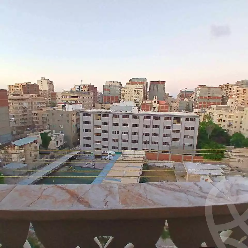https://aqarmap.com.eg/ar/listing/7337031-for-sale-alexandria-al-agamy-lbytsh-bianchiii