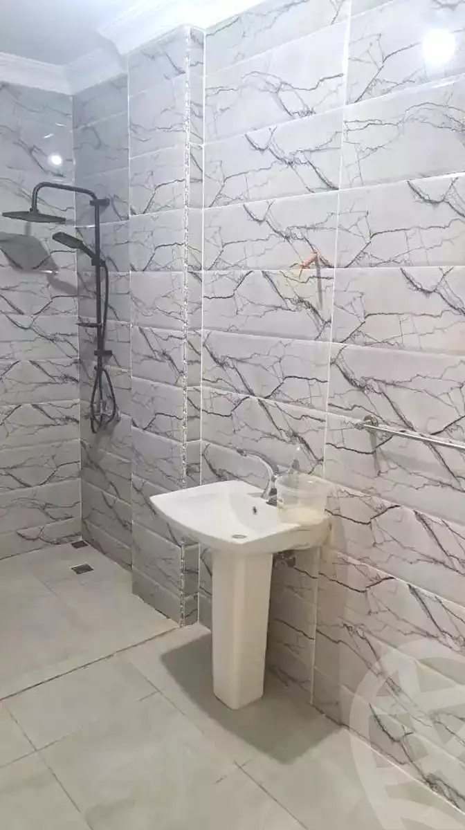 https://aqarmap.com.eg/en/listing/7337130-for-sale-cairo-ain-shams-el-naam-mohammed-ezzat-tamom-st