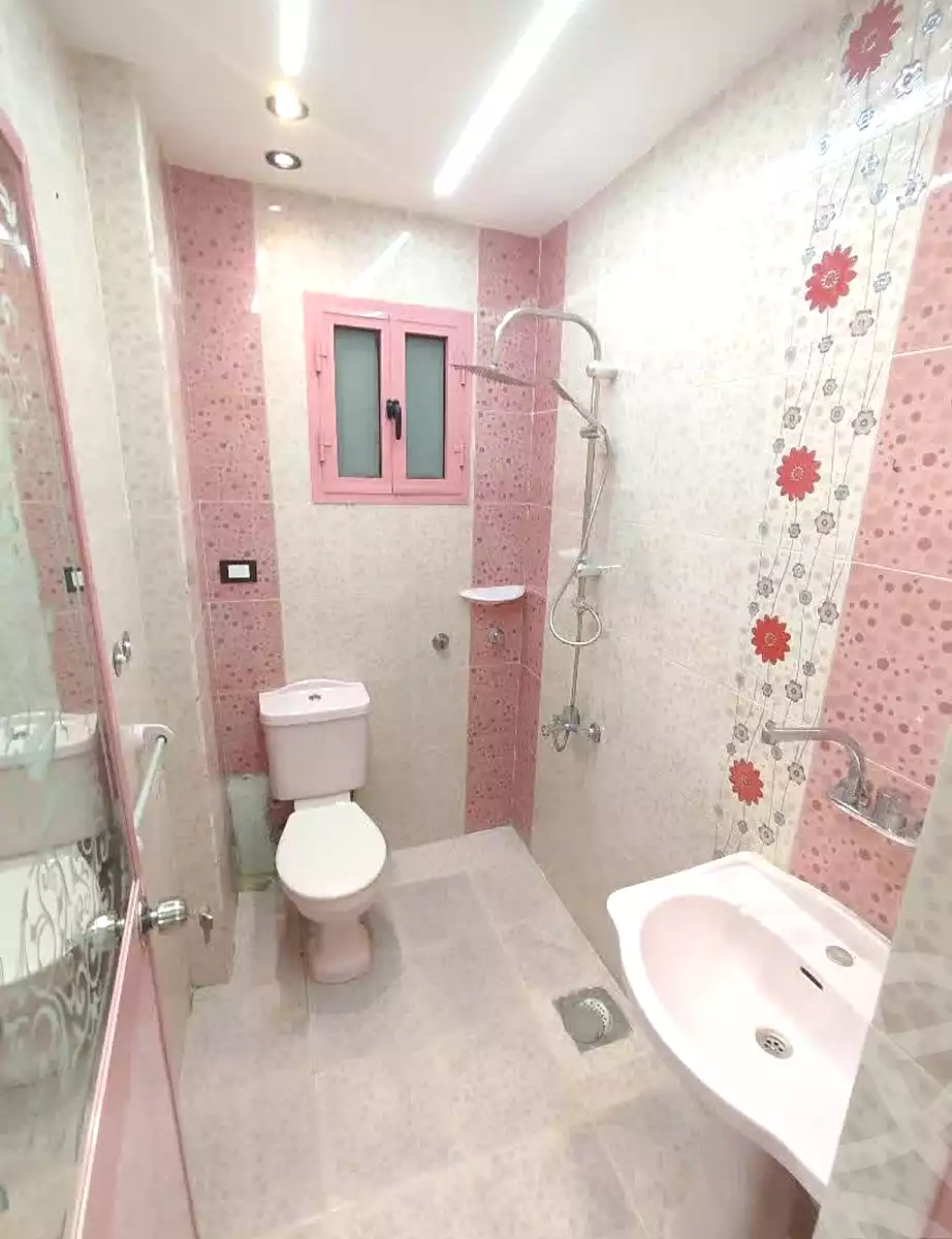 https://aqarmap.com.eg/ar/listing/7337255-for-sale-alexandria-lsywf-el-falki