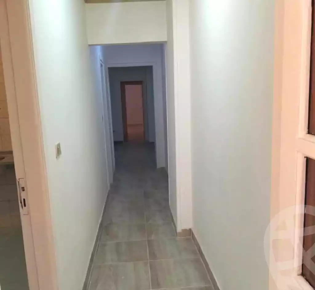 https://aqarmap.com.eg/ar/listing/7337404-for-rent-alexandria-ganaklis
