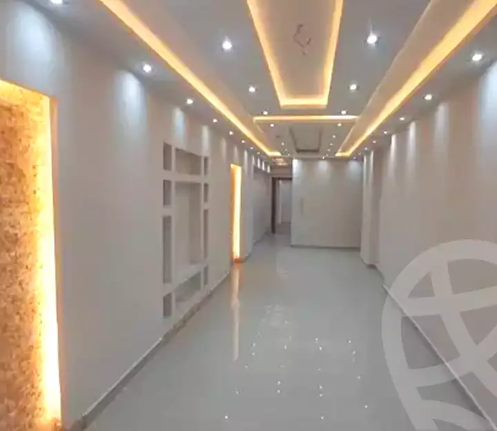 https://aqarmap.com.eg/ar/listing/7337465-for-sale-alexandria-miami