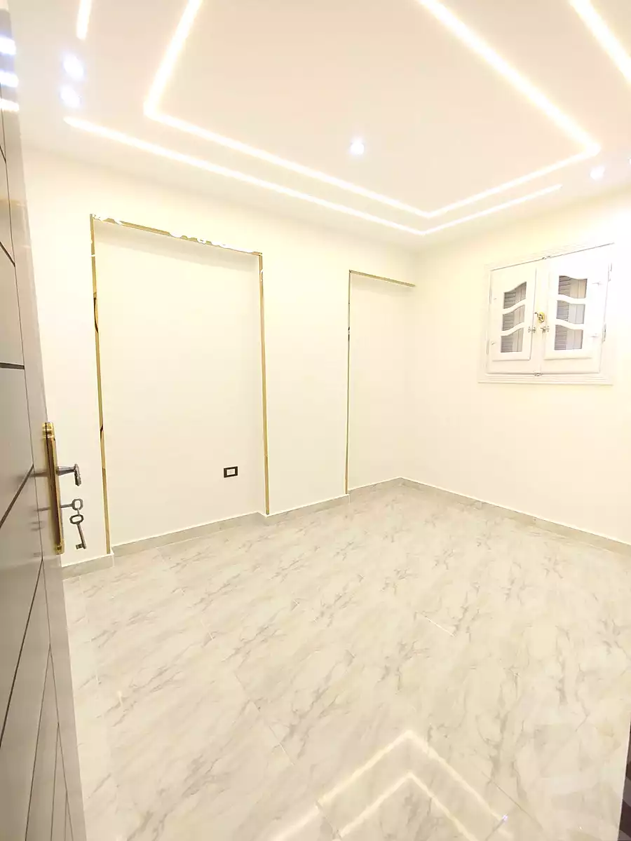 https://aqarmap.com.eg/ar/listing/7337818-for-sale-alexandria-lsywf-el-falki