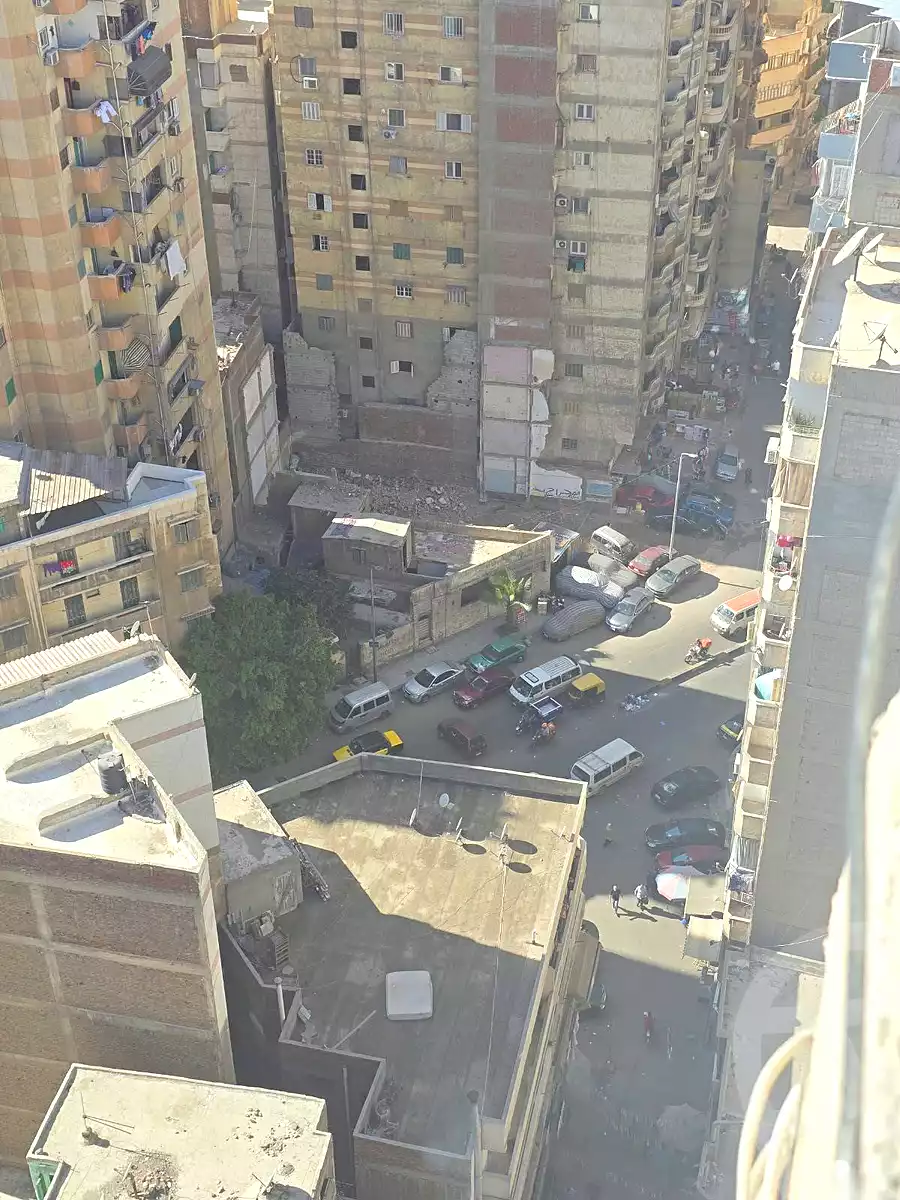 https://aqarmap.com.eg/ar/listing/7337861-for-sale-alexandria-sydy-bshr-sydy-bshr-bhry-gamal-abd-el-nasir-st