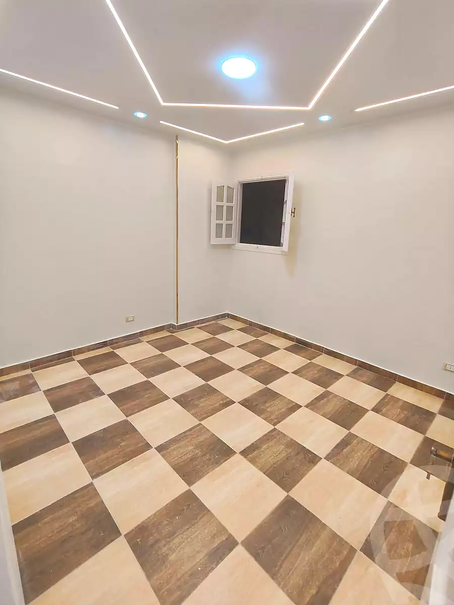 https://aqarmap.com.eg/ar/listing/7337935-for-sale-alexandria-sydy-bshr-sydy-bshr-bhry-shr-mhmwd-l-yswy