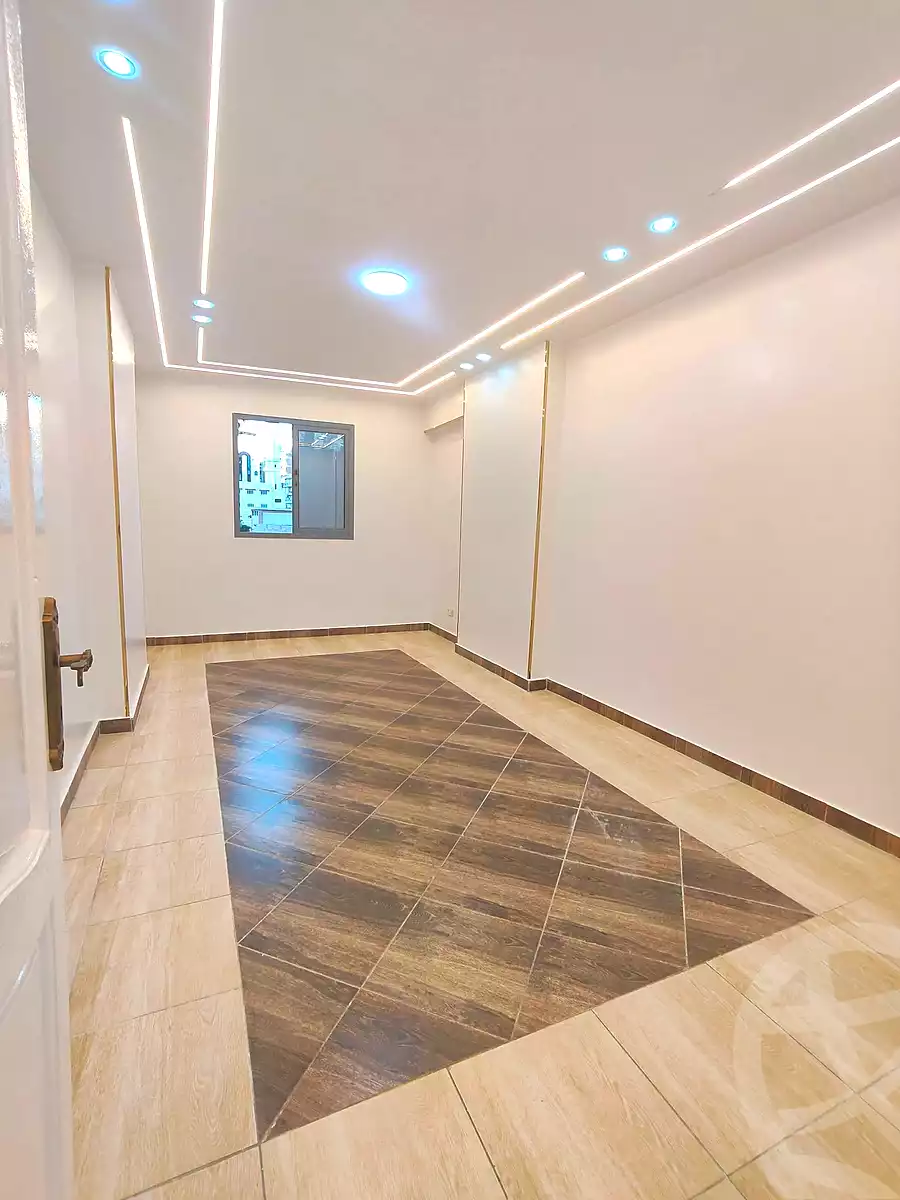 https://aqarmap.com.eg/ar/listing/7337935-for-sale-alexandria-sydy-bshr-sydy-bshr-bhry-shr-mhmwd-l-yswy