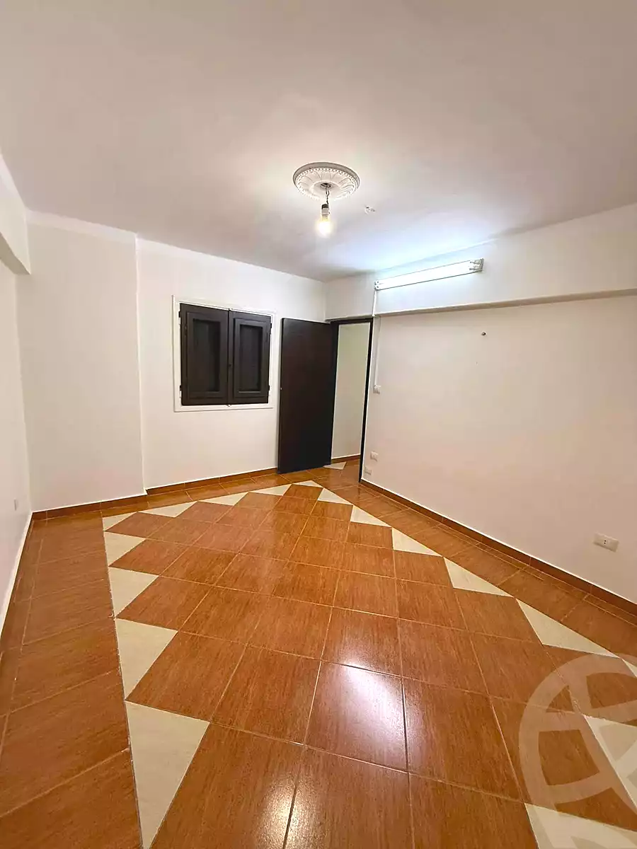 https://aqarmap.com.eg/en/listing/7338001-for-sale-alexandria-el-asafra-l-sfr-bhry