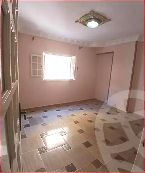 https://aqarmap.com.eg/en/listing/7338021-for-sale-alexandria-el-mandara-alex-el-mandara-bahri-sidi-kamal-st